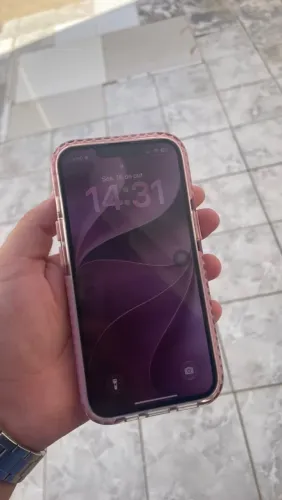 iPhone 16e