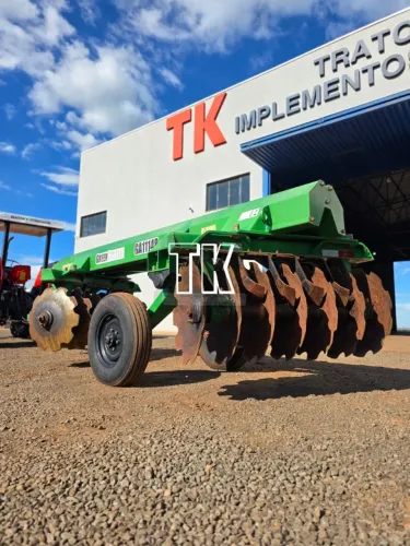 cod. 1430 GRADE ARADORA DE CONTROLE 14 X 28 GREENSYSTEM ANO 2020 ANTONIOSI - Tk Tratores N