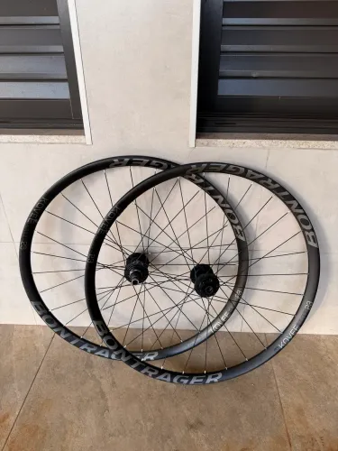Roda de carbono bontrager kovee elite 23 