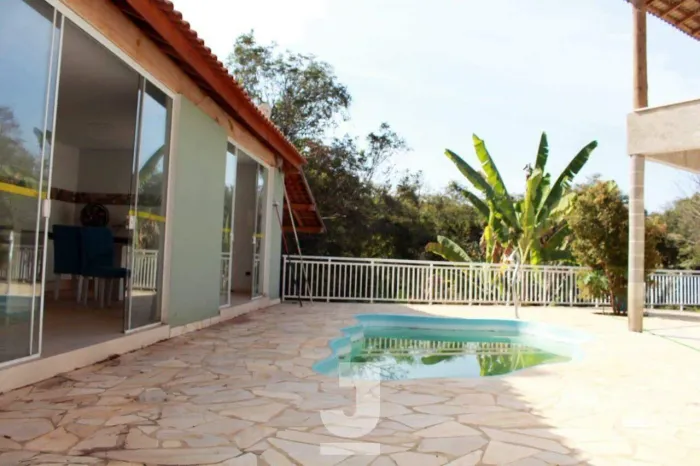 Chácara à Venda - Terras de Santa Rosa II, Salto - 1.000m2 - 3 Quartos