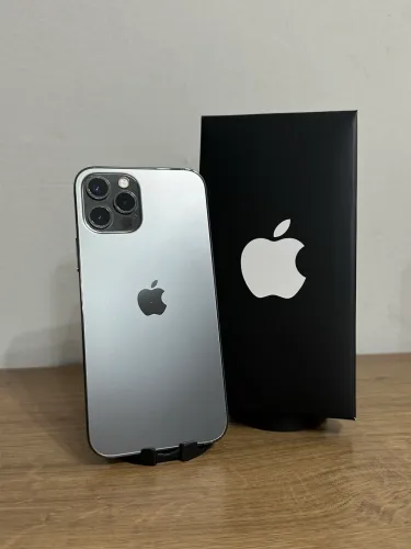 iPhone 12 Pro 128gb Grafite semi novo em excelente funcionamento!!