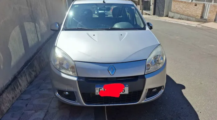 Renault Sandero Privilège Hi-flex 1.6 16V 5P AUT 2013