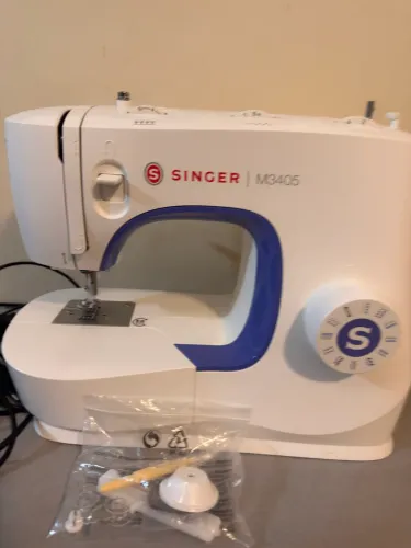 Máquina de Costura Doméstica Singer M3405