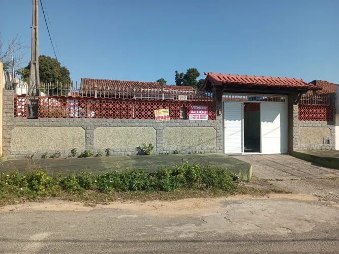 Casa vazia, em ótimo estado!