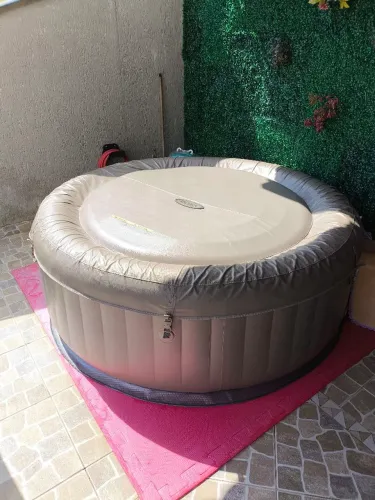 SPA Intex com Aquecedor semi novo