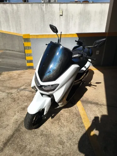 Yamaha Nmax 2021/21 pouco rodada ipva pago