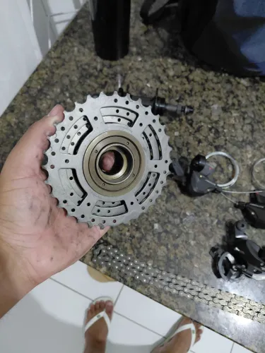 Kit relação 7v aro 29/26 completo novo vendo ou troco em pe de vela integrado hollowtech