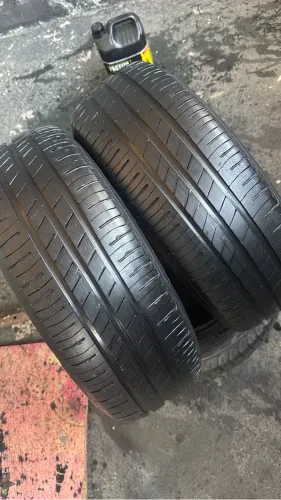 Pneu aro 15 usado