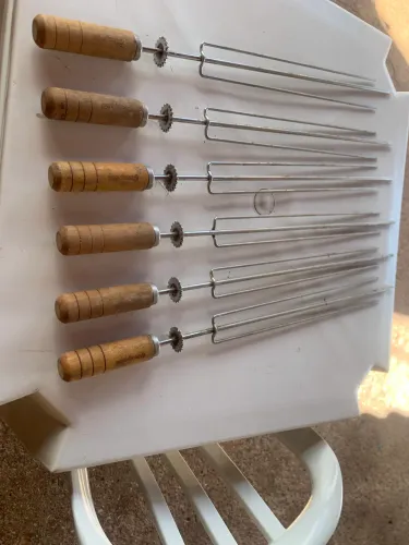 Espetos giragrill 60 cm cabo em madeira ( 6 unidades )