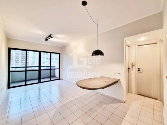 Apartamento para Locação com 1 Quarto, 56m² no Centro.