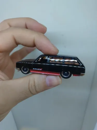 Carrinho Candide Wagon Preto Loose 1:64 Novo