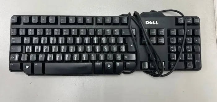 Teclado Dell USB RTD50 - Com defeito/para conserto
