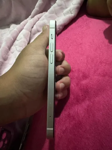 iPhone12