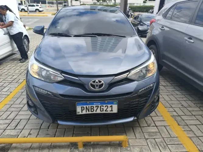 Toyota Yaris XLS Connect 1.5 Flex 16V 5P AUT 2021