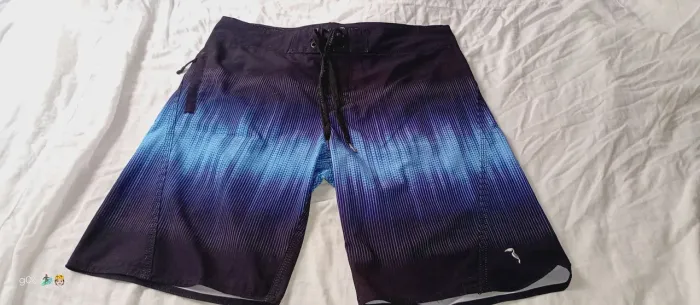 Bermuda masculina praiana azul South & co