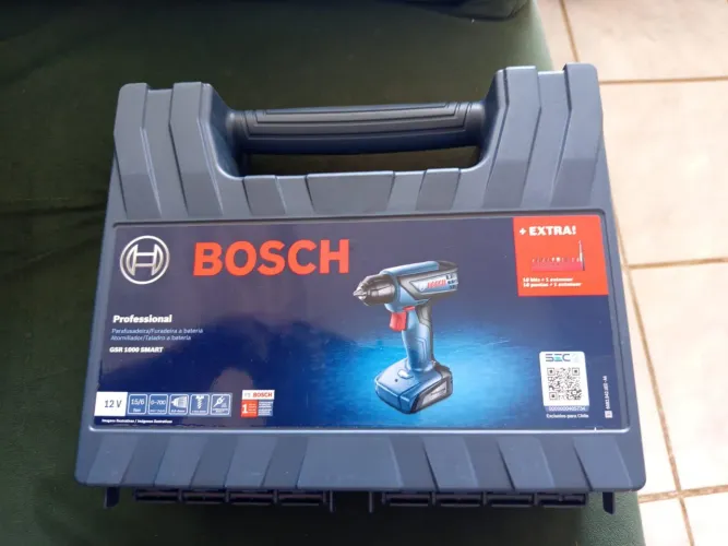 Furadeira e Parafusadeira Bosch GSR Smart 1000 NOVO