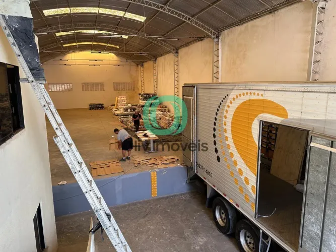 Galpão para Locação em Fortaleza, Paupina, 1 banheiro