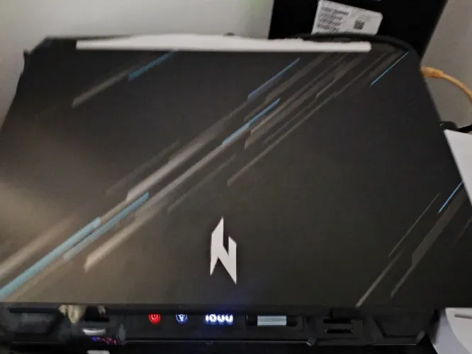 Notebook nitro v 4050, 1tb nvme e 32gb ram ddr5
