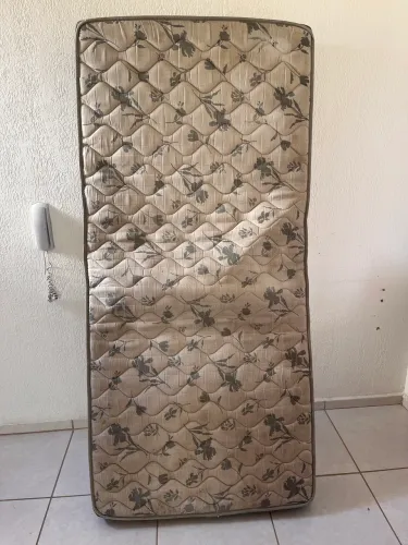 Colchão solteiro 