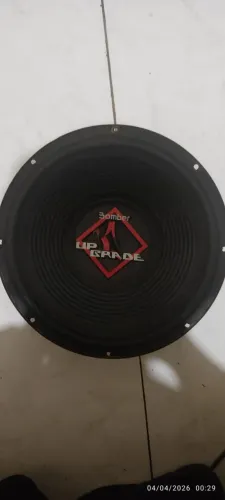 Estou vendendo um conjunto de equipamentos de áudio automotivo composto por: