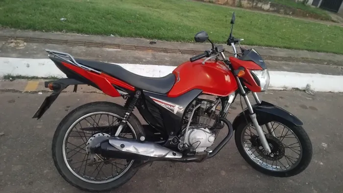 Fan 125i 2018 emplacada