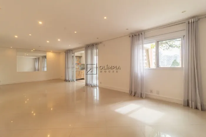 Venda · 3 dormitórios no Chácara Santo Antônio (Zona Sul)