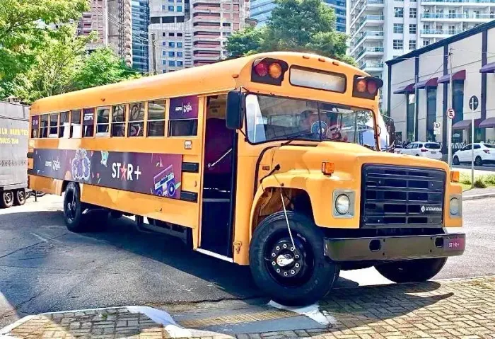 Ônibus international!raridade em excelente estado 