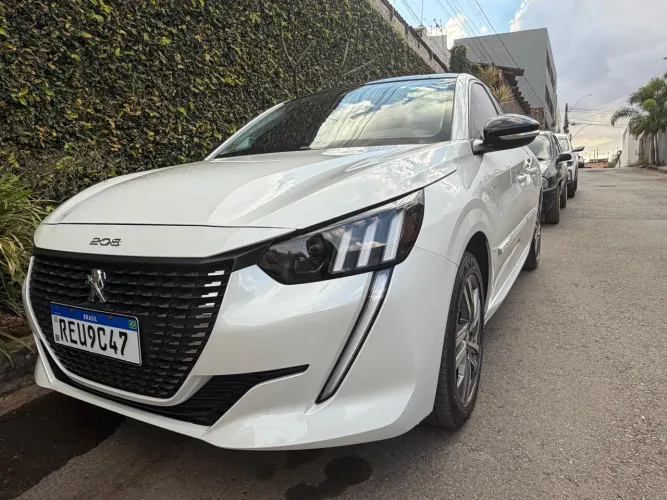 Peugeot 208 Griffe 1.6 Flex 16V 5P Aut. 2022
