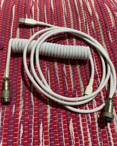Cabo Enrolado Coiled Teclado Usb-c Mecânico Aviador Branco
