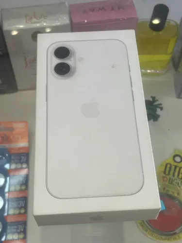 Vendo iPhone 16 lacrado 128GB