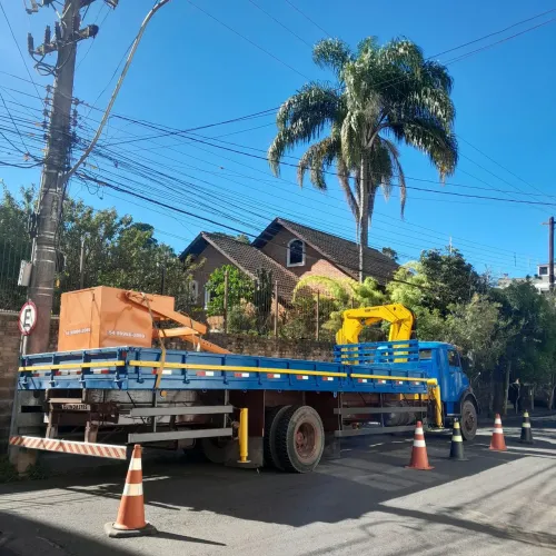 Faço Fretes e puxe de uva em Caxias do Sul e região