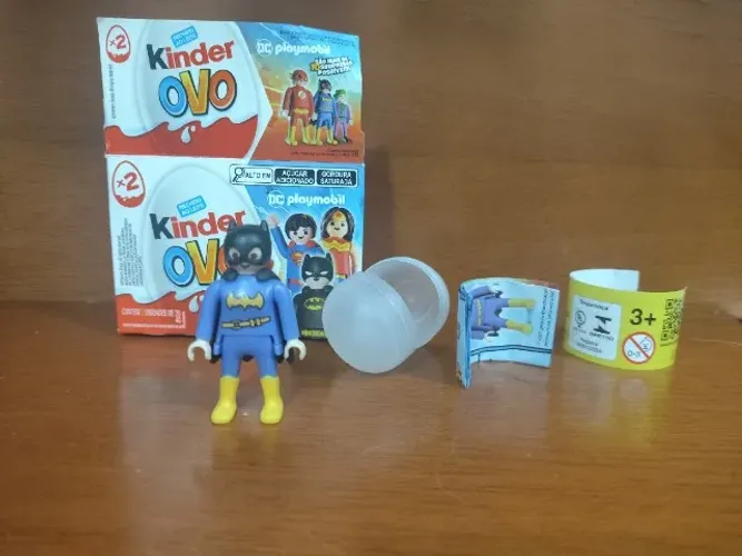 Batgirl - Kinder Ovo coleção DC Playmobil