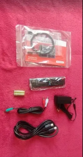 A Caixa de Som de Estante Preta Tomate MTS-2039