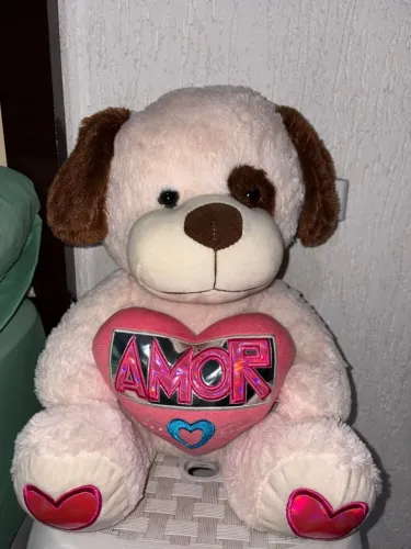 Urso de Pelúcia Cachorrinho Grande com Coração "Amor"<br><br>Ziper