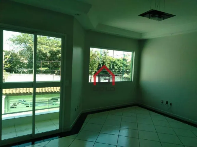 Sobrado com 3 dormitórios à venda, 215 m² por R$ 560.000,00 - Jardim Santo Antônio - Santo