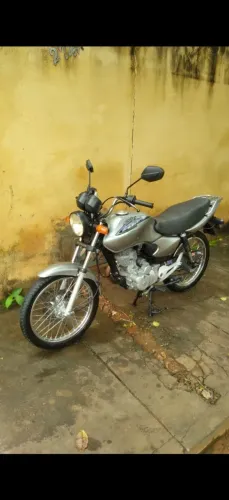 Titan 125 completa 