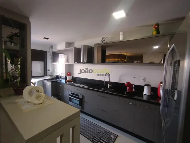 Apartamento para Locação em Balneário, Florianópolis | 110m²
