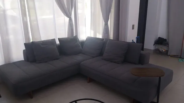 Sofá Breton modulado canto linho novinho sem avaria