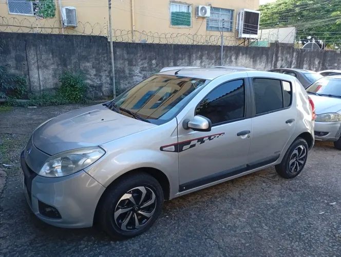 Renault Sandero Expression Hi-flex 1.6 8V 5P 2012