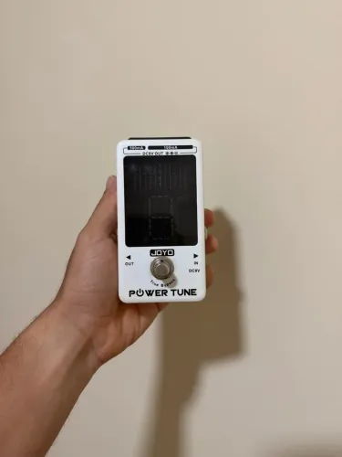 Pedal Joyo Power Tune, fonte e afinador