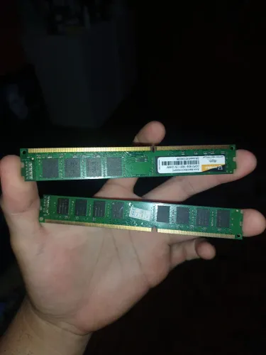 2 pente de memória RAM DDR3 