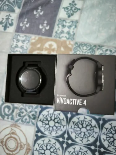 Garmin VÍVOACTIVE 4