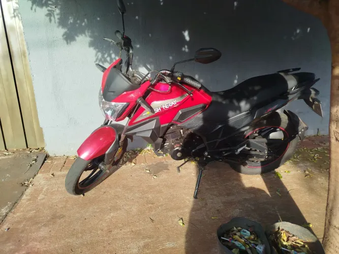 Vendo ou troco por outra maior cc