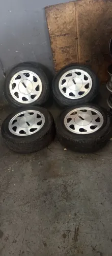 Jogo de Rodas Original Gol GTI / GTS com Pneu 185/60R14 Aro 14