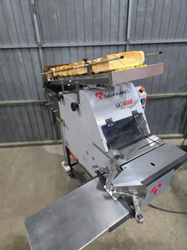 Fatiadora sigamaq siga 6000, fatiadora de paes de forma, fatiadora industrial.