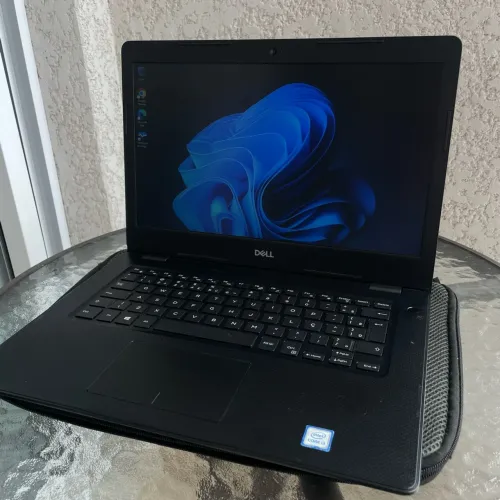 Notebook Dell Vostro 3481 - Intel Core i3 - 4 GB RAM - 932 GB 