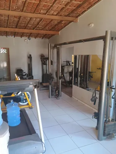 Equipamentos para academia completa (NÃO VENDO SEPARADAMENTE)