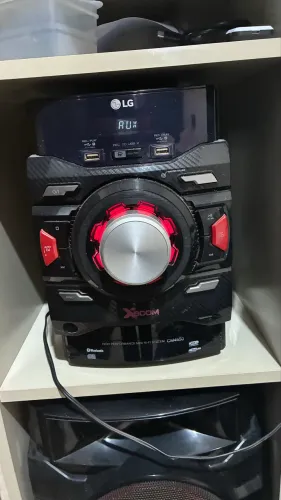 LG XBOOM CM4460 + Móvel + Controle Remoto - Excelente Estado!