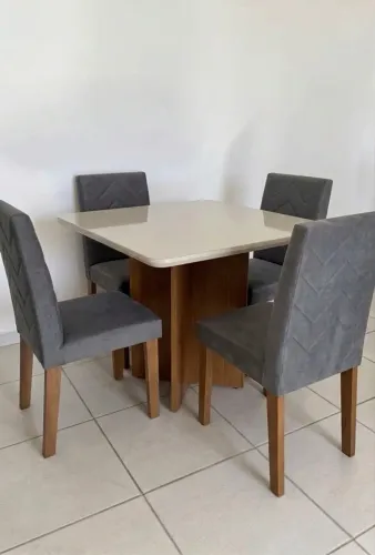 Conjunto mesa de jantar