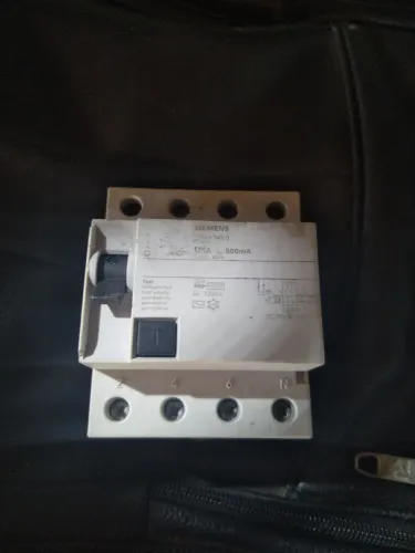 Dr 125A Siemens 500ma sm3 745-0